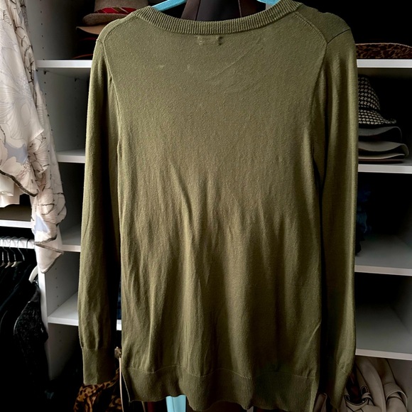 Light weight J crew tunic sweater. - Picture 3 of 3